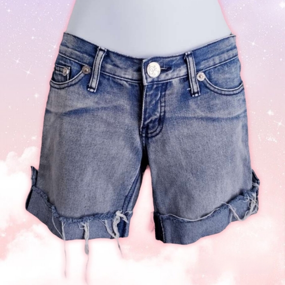 Light Blue Faded Cuffed & Frayed Jean Shorts with Back Pocket Patterns - Picture 2 of 3